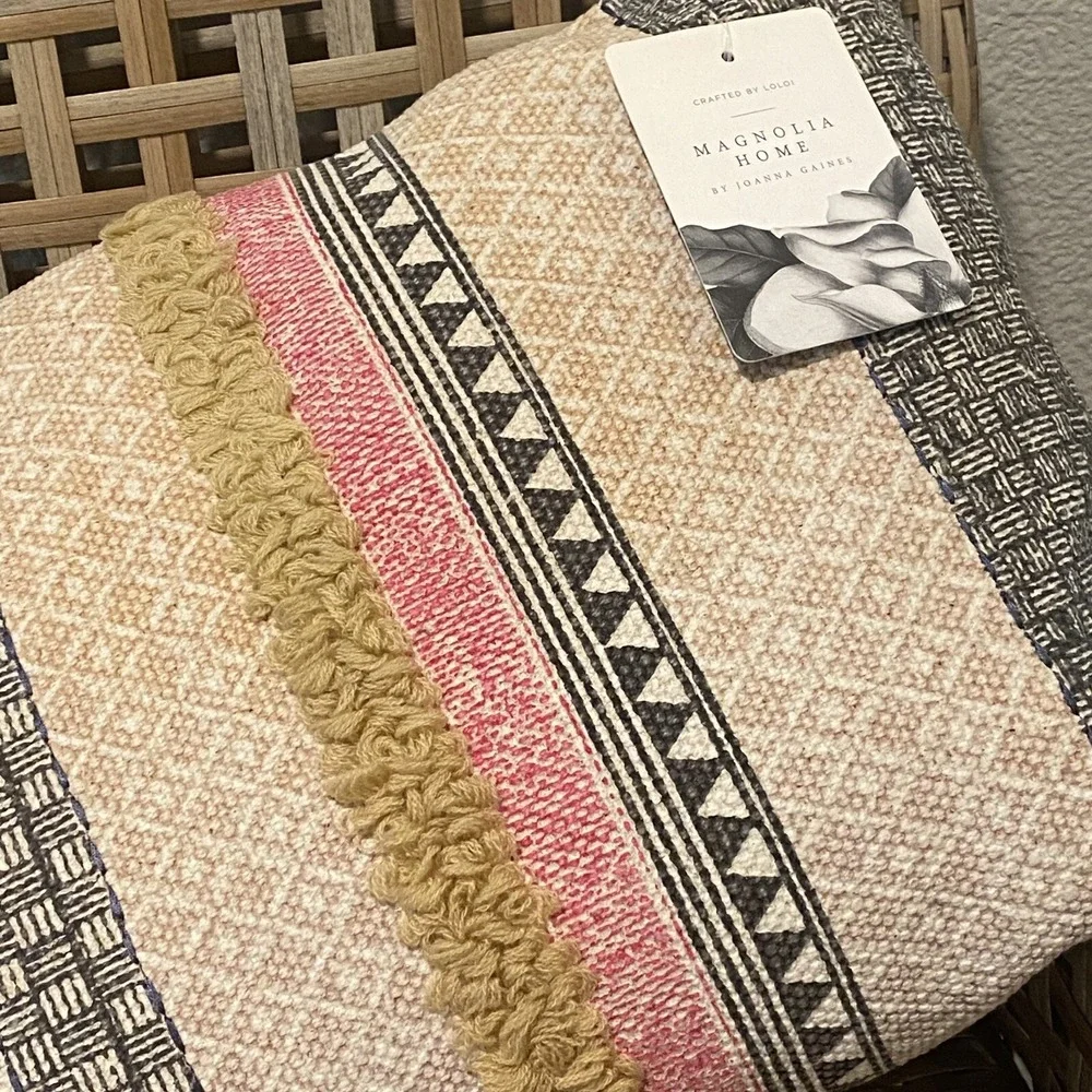 Magnolia Home Lumbar Boho Pillow Joanna Gaines Loloi 21 X 13 NEW READ